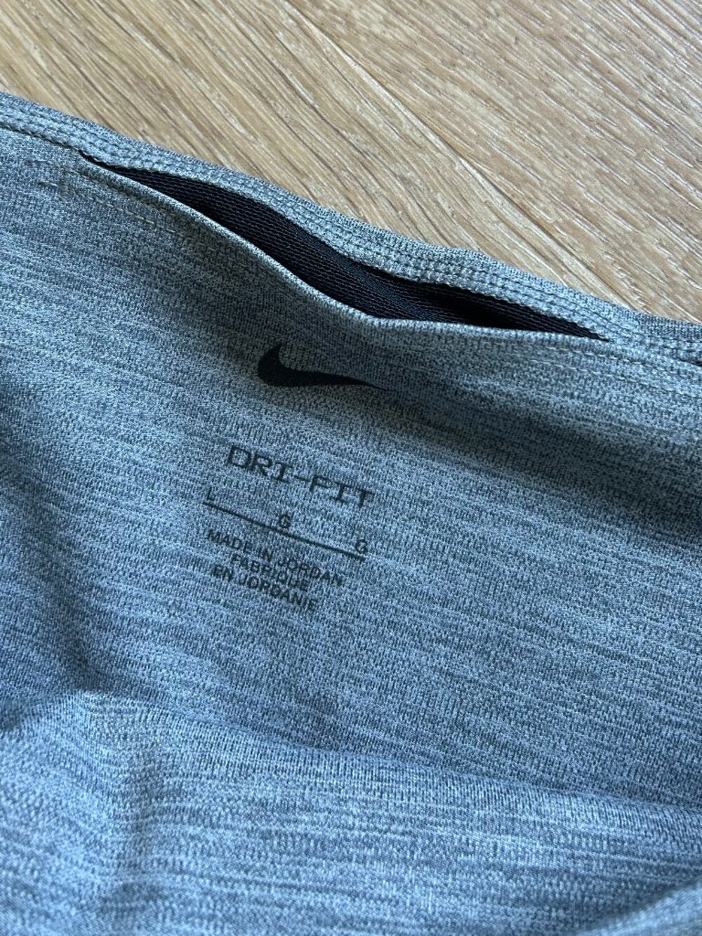 Nike One Women's Mid-Rise Color-Block Leggings DM7270-068 Size Large Grey - Picture 3 of 4